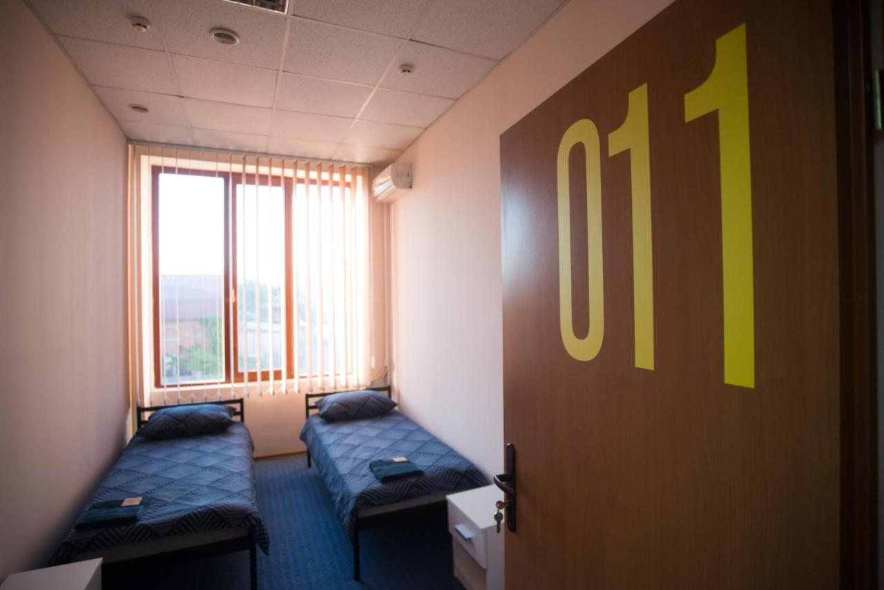 Si-Yo Hostel ウージュホロド エクステリア 写真