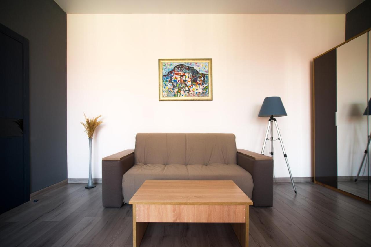 Si-Yo Hostel ウージュホロド エクステリア 写真