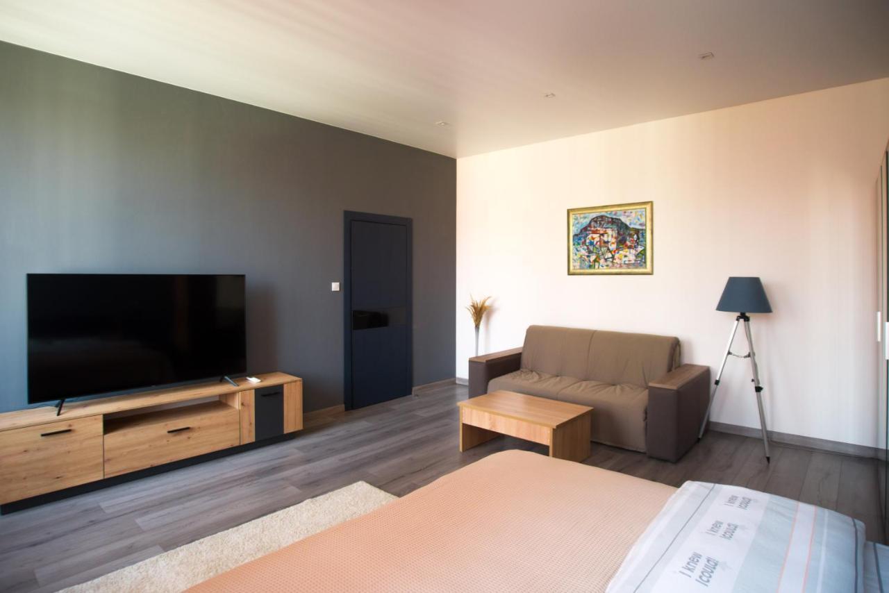 Si-Yo Hostel ウージュホロド エクステリア 写真